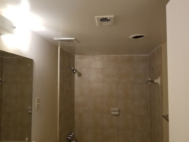 Building Photo - 800 Post Oak Blvd