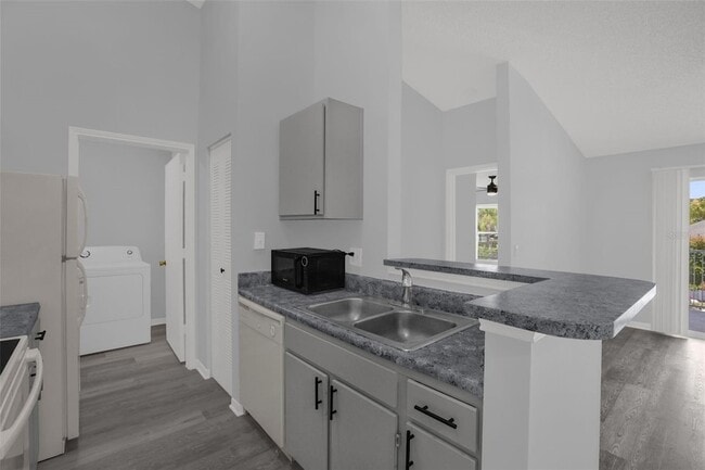 Building Photo - 2508 Grassy Point Dr