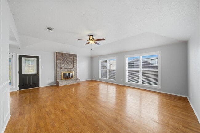 Building Photo - 2406 Webster Ranch Rd