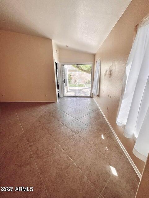 Building Photo - 2312 E Wescott Dr