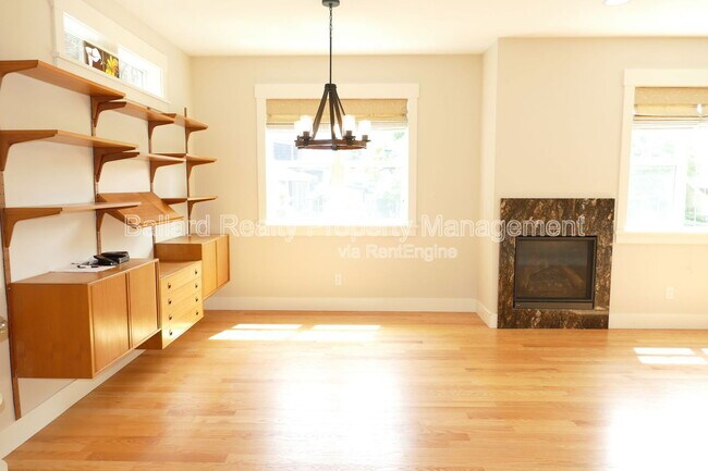 Building Photo - 3032 NW 59th St