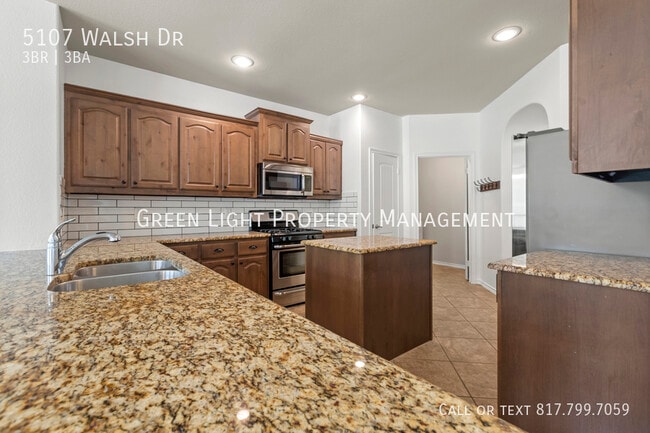 Building Photo - 5107 Walsh Dr