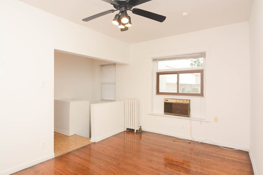 Building Photo - 3036 N Halsted St
