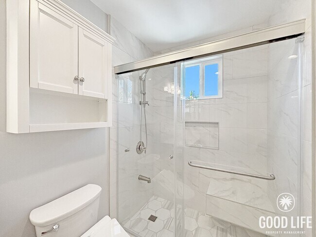 Building Photo - zIsla Vista Dr