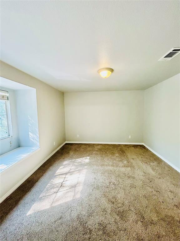 Building Photo - 1512 Parkfield Cir