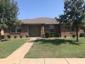 Building Photo - 1045 Cavern Dr