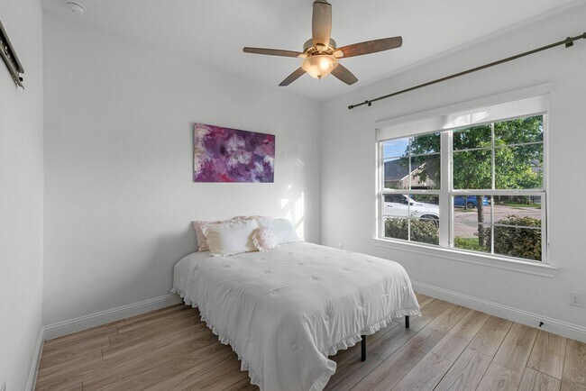 Building Photo - 19006 Sam Bass Ct