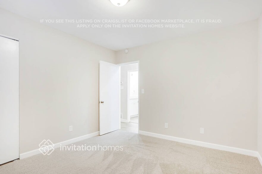 Building Photo - 2701 Connally Dr