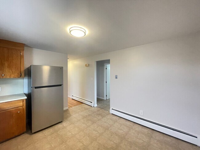 Building Photo - 457 Merrimack St