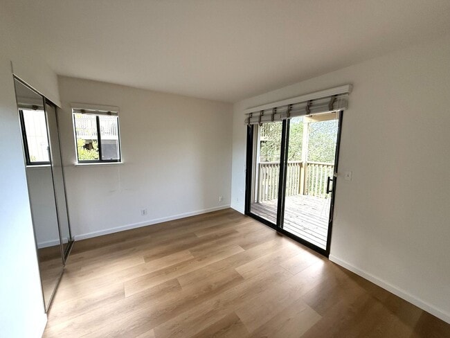 Building Photo - RENTED - LARGE THREE BEDROOM UPDATED TWO-S...