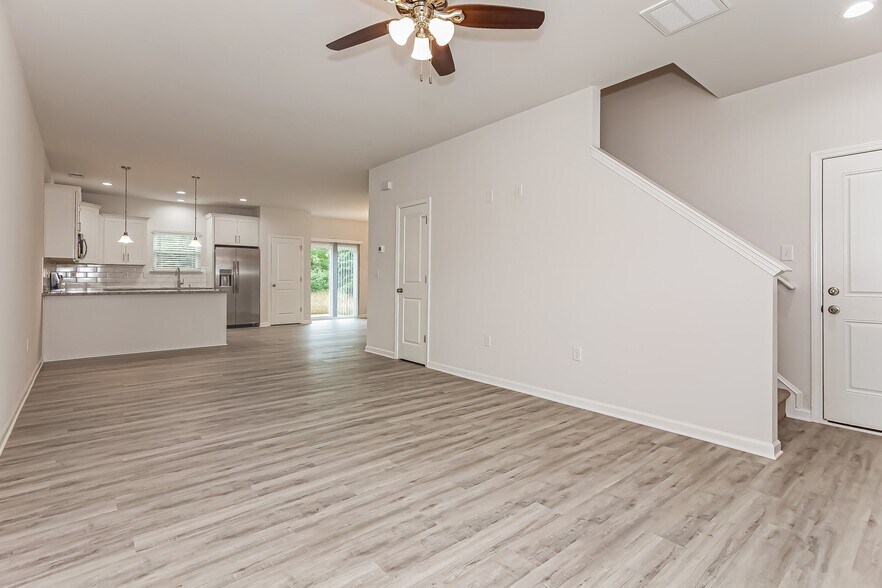 Building Photo - 1119 Rhyne Rd