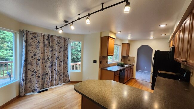 Building Photo - 35336 10th Pl SW