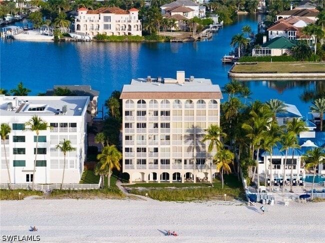Building Photo - 9486 Gulf Shore Dr