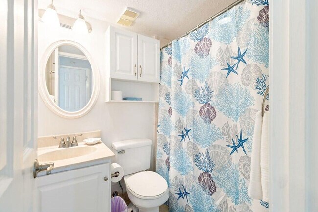 Building Photo - 3768 E County Hwy 30A