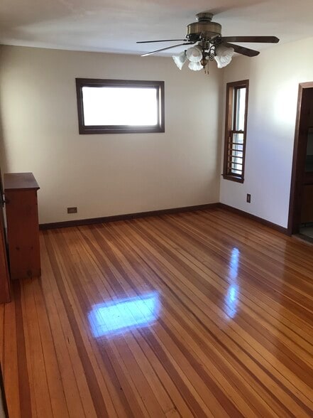 dining room - 15 Norfolk Ave
