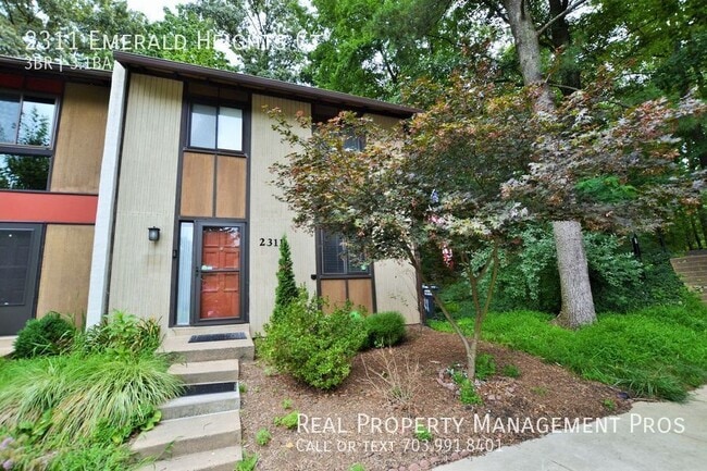 Building Photo - 2311 Emerald Heights Ct