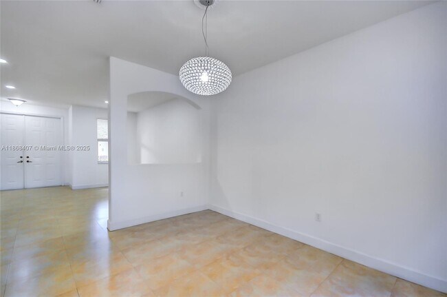 Building Photo - 8631 NW 110th Ave