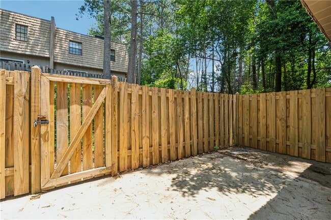 Building Photo - 6438 Stone Terrace