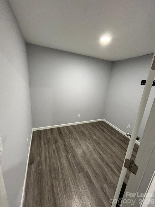 Building Photo - 6034 Blue Ash Ln