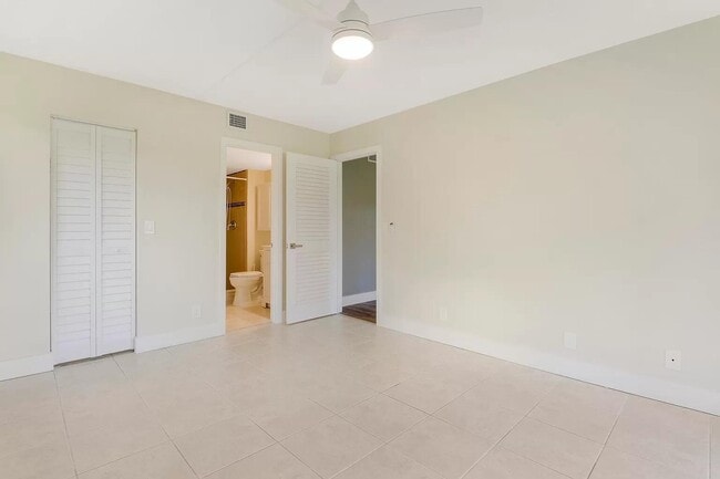 Building Photo - 6341 Chasewood Dr