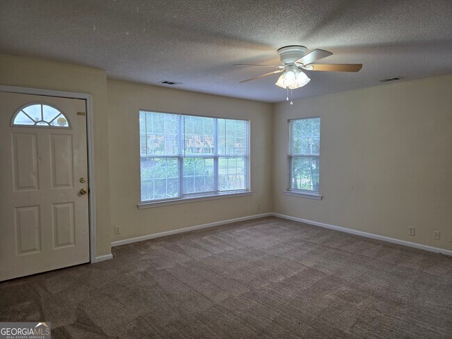 Building Photo - 1213 Exley Dr