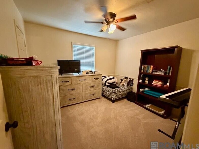 Building Photo - 40174 Alise Ave