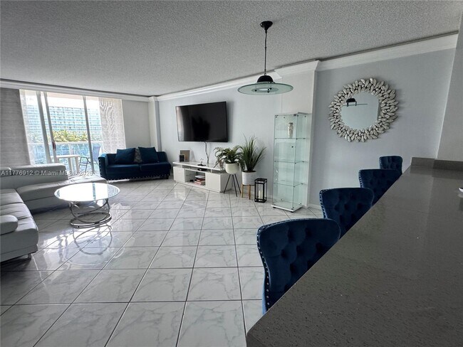 Building Photo - 3800 S Ocean Dr