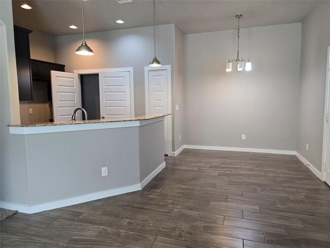 Building Photo - 239 Hidden Springs Dr