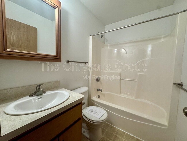 Building Photo - 1101 Carrie Ln