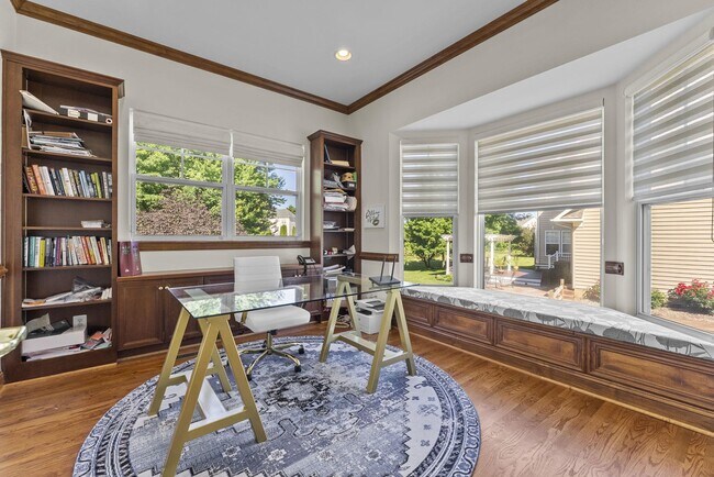 Building Photo - 4039 Cray Dr
