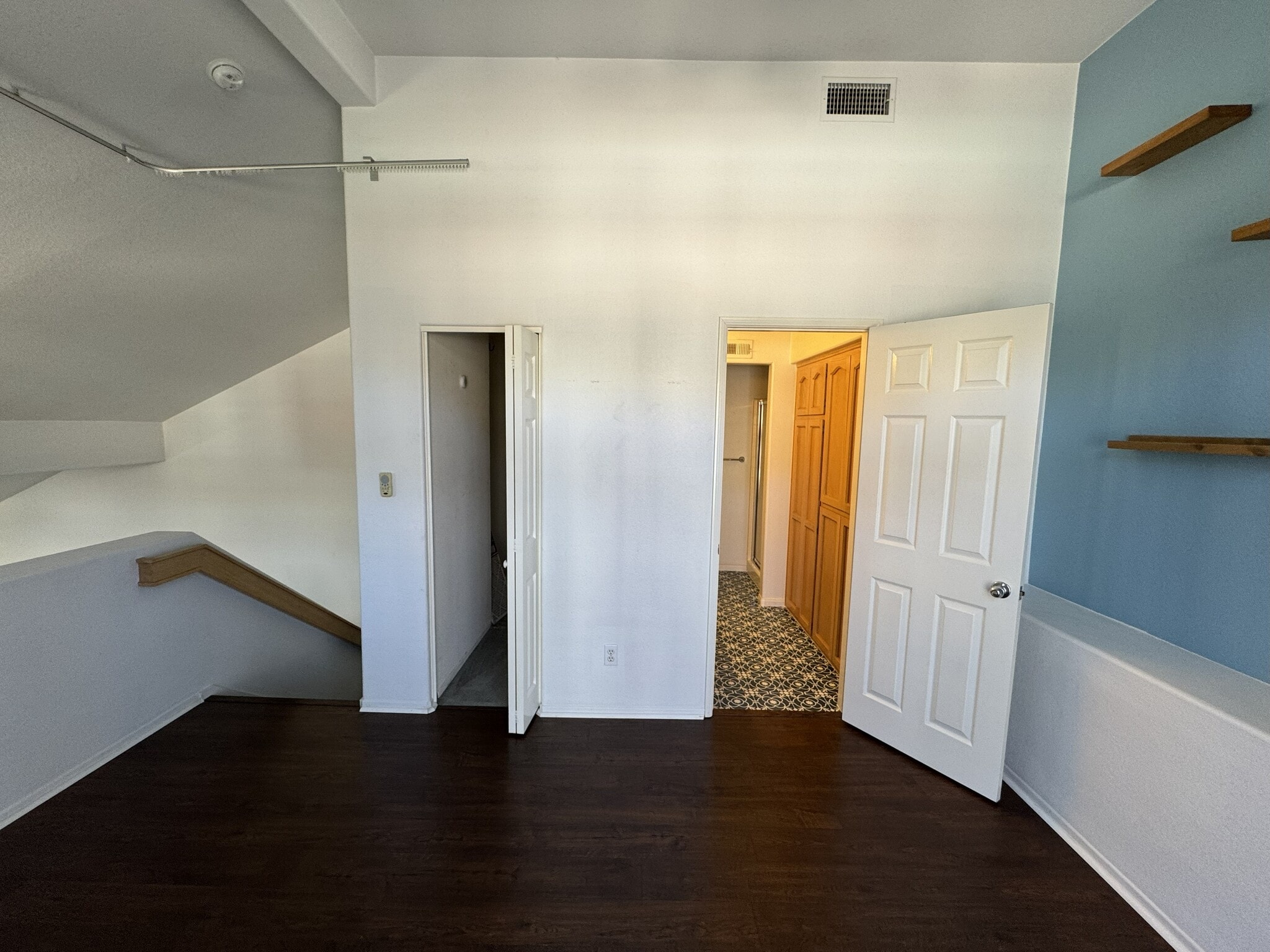 Building Photo - 12646 Springbrook Dr