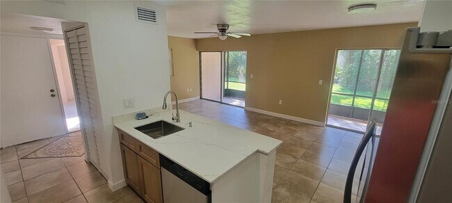 Building Photo - 180 Magnolia Woods Ct
