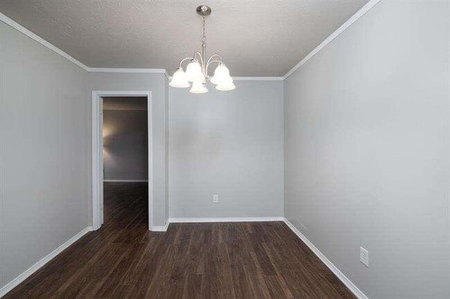 Building Photo - 306 Augusta Dr