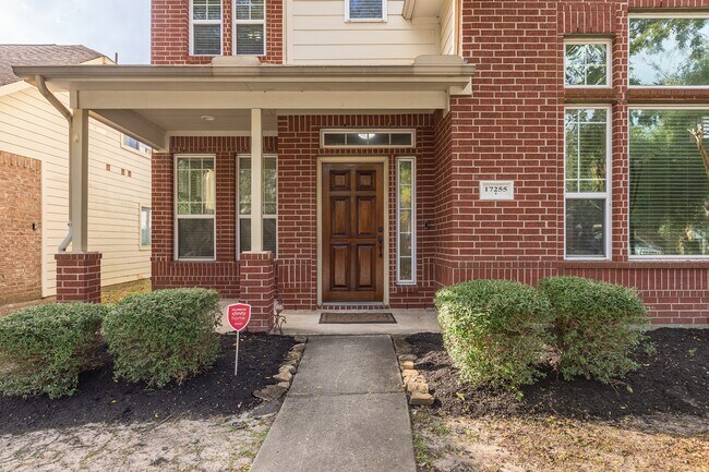 Building Photo - 17255 Mitchell Pass Ln