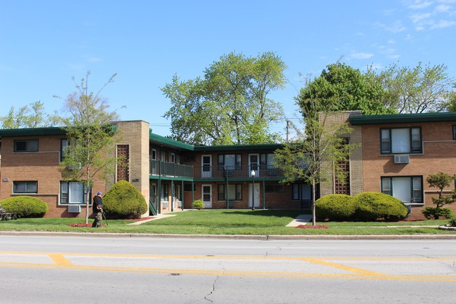 Building Photo - Meadow Station Apartments