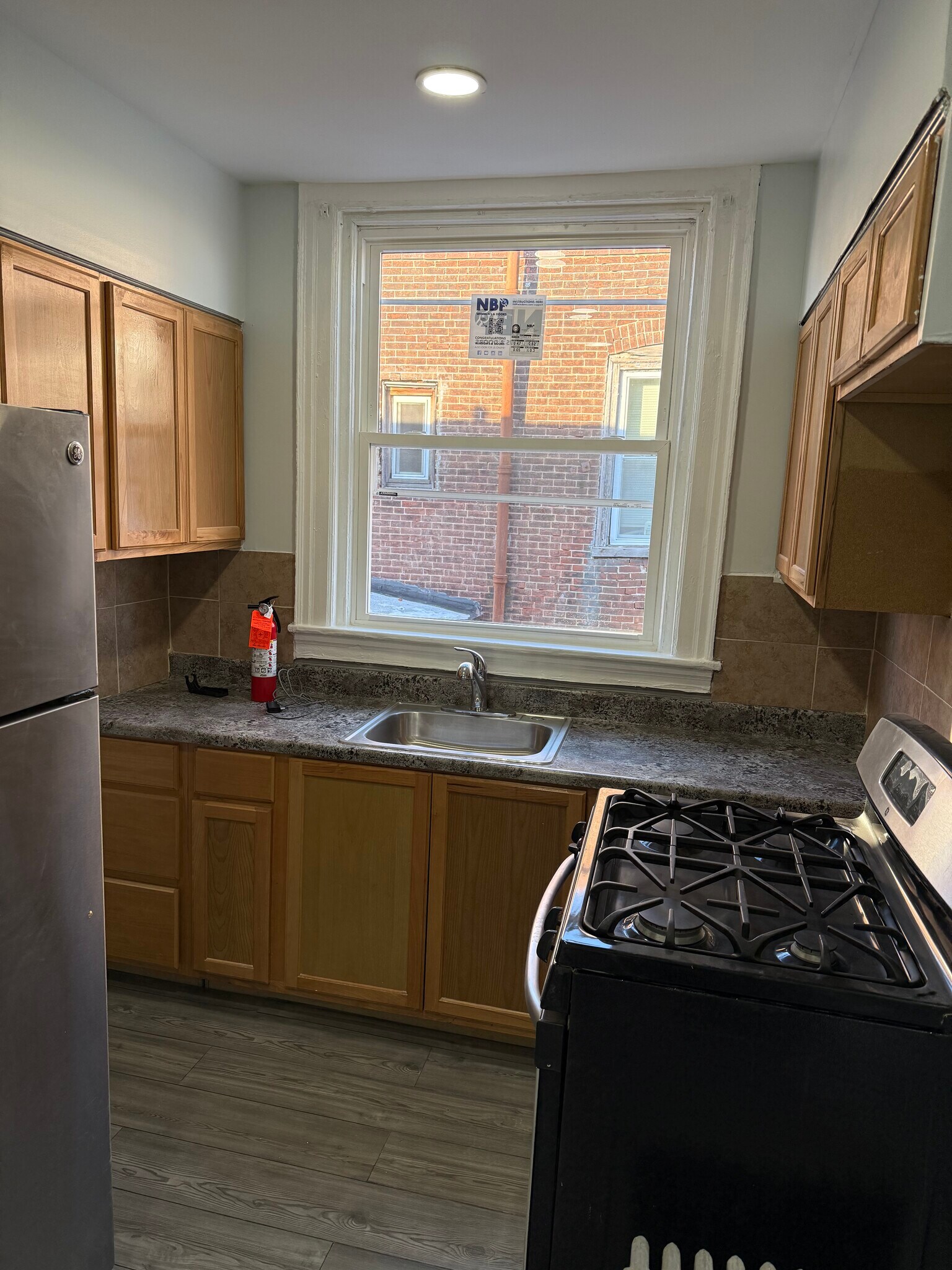 Building Photo - 5719 N Park Ave