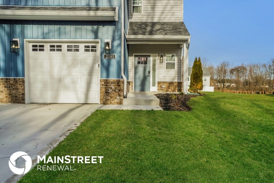 Building Photo - 2081 Paddle Wheel Dr