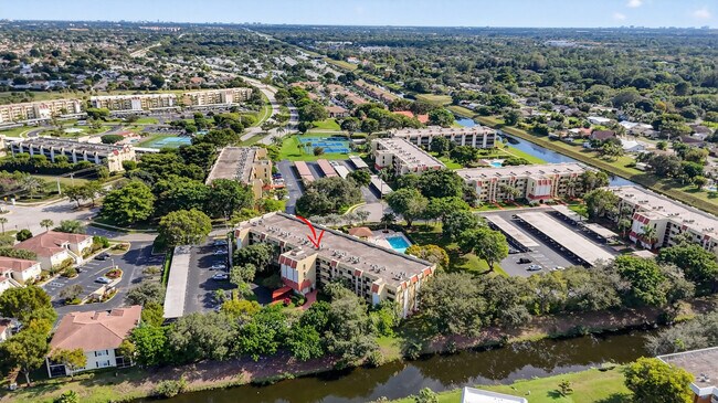 Building Photo - 23345 Carolwood Ln