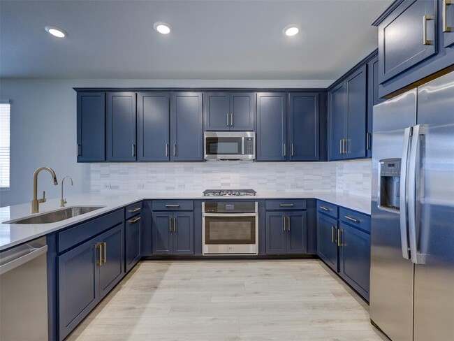 Building Photo - 129 Prairie Falls Drive
