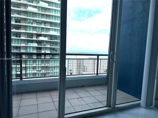 Building Photo - 60 SW 13th St