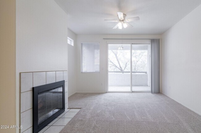 Building Photo - 11375 E Sahuaro Dr