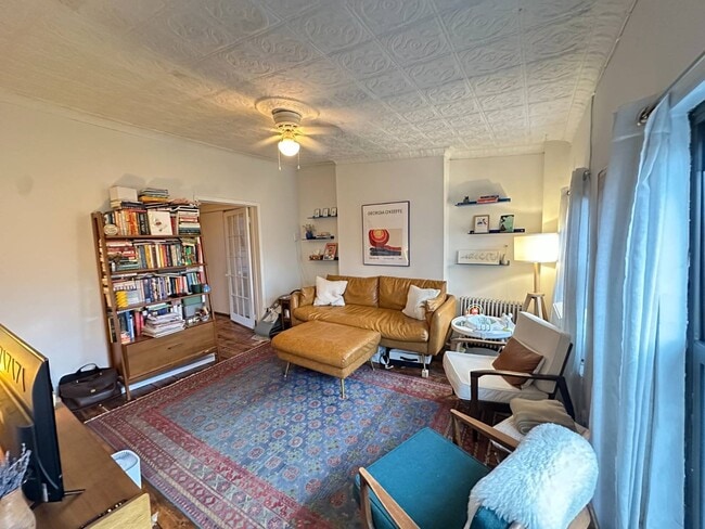 Building Photo - 82 Carroll St