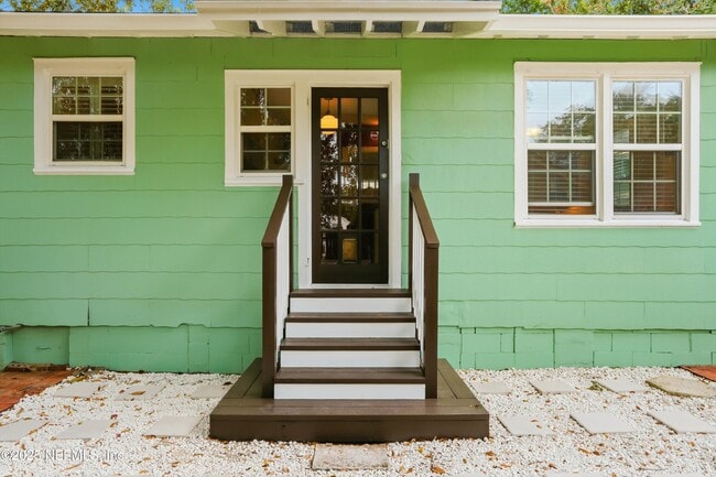 Building Photo - 1602 Felch Ave