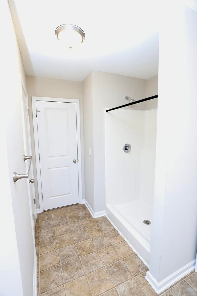 Building Photo - 1761 Nicholas Dr