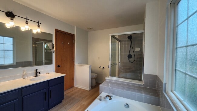 Building Photo - 1523 Schumacher Dr
