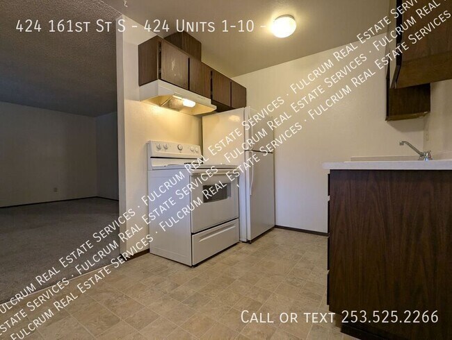 Building Photo - 424 161st St S