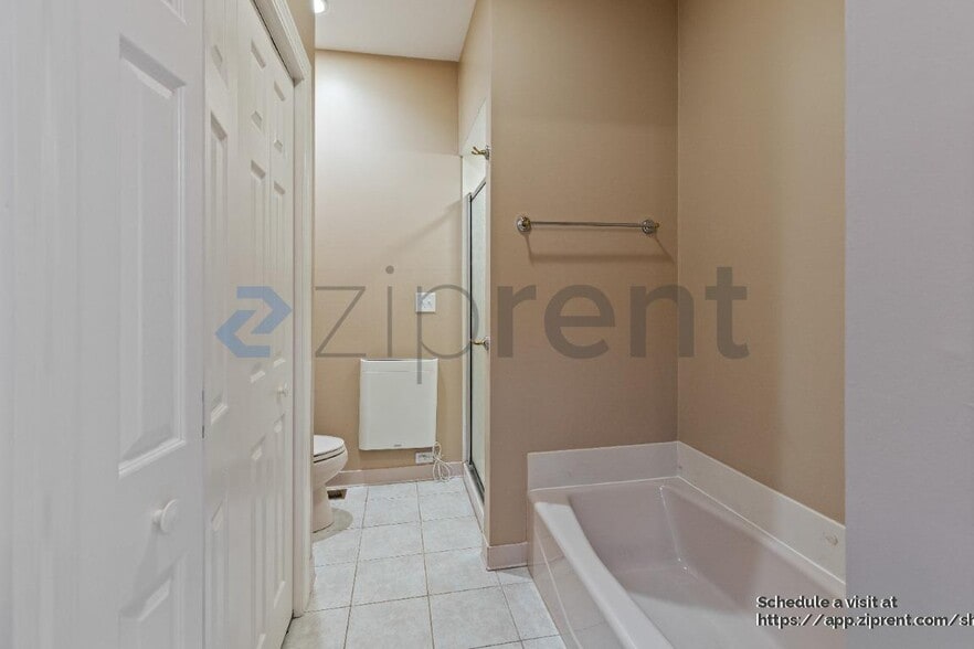 Building Photo - 6 Tiburon Pl