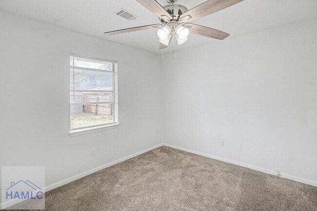 Building Photo - 799 Wildwood Dr