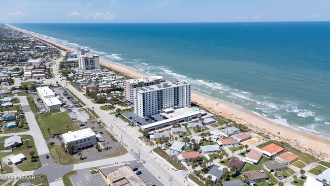 Building Photo - 1415 Ocean Shore Blvd