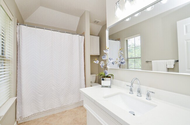 Building Photo - 25619 Tower Side Ln